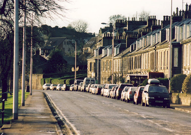 Kinghorn-Rd-telephoto-view-look-west-from-trampolines.jpg